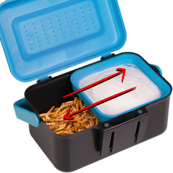 Подвійний контейнер для живого корму Terrario Live Food Box 13x9x7см-4